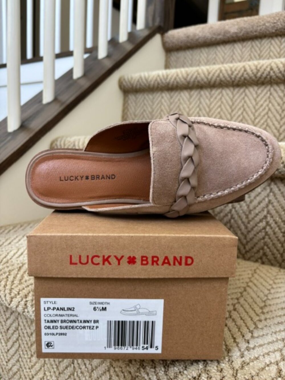 Shoes - Picture 3 of 4